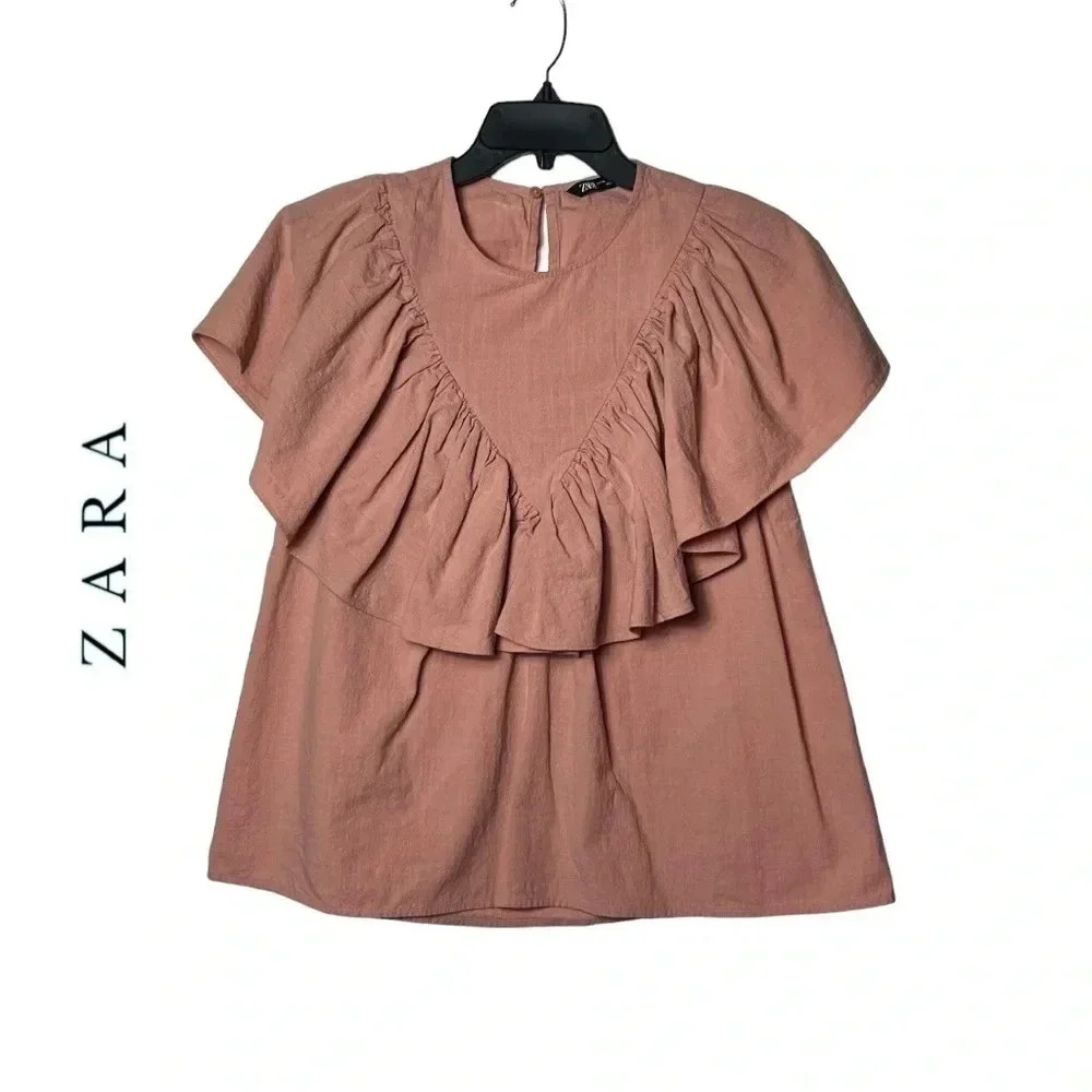 1688. ZARA TEXTURED‎ FLARED RUFFLE COLLAR TOP SIZE XSMALL BLUSH PINK IN COLOR